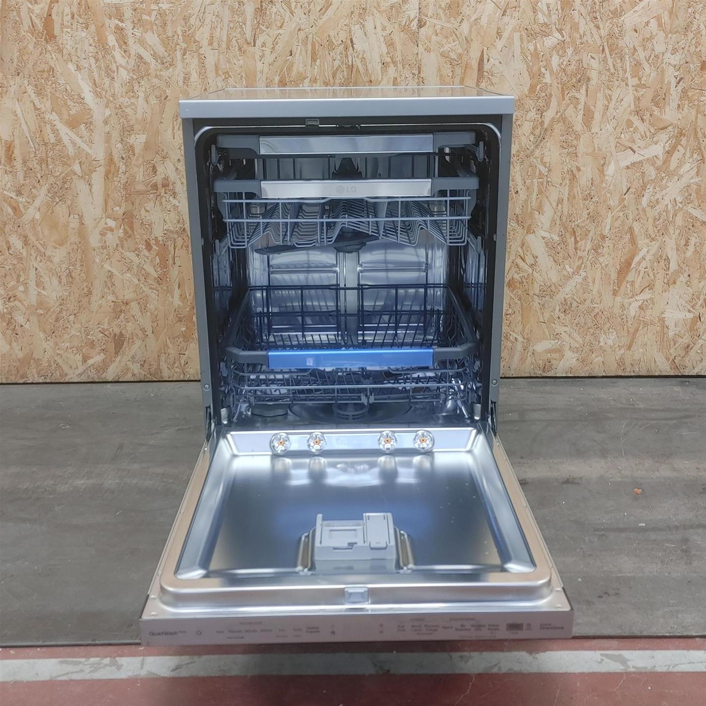 LG DF242FPS Lavastoviglie Libera installazione 14 coperti D