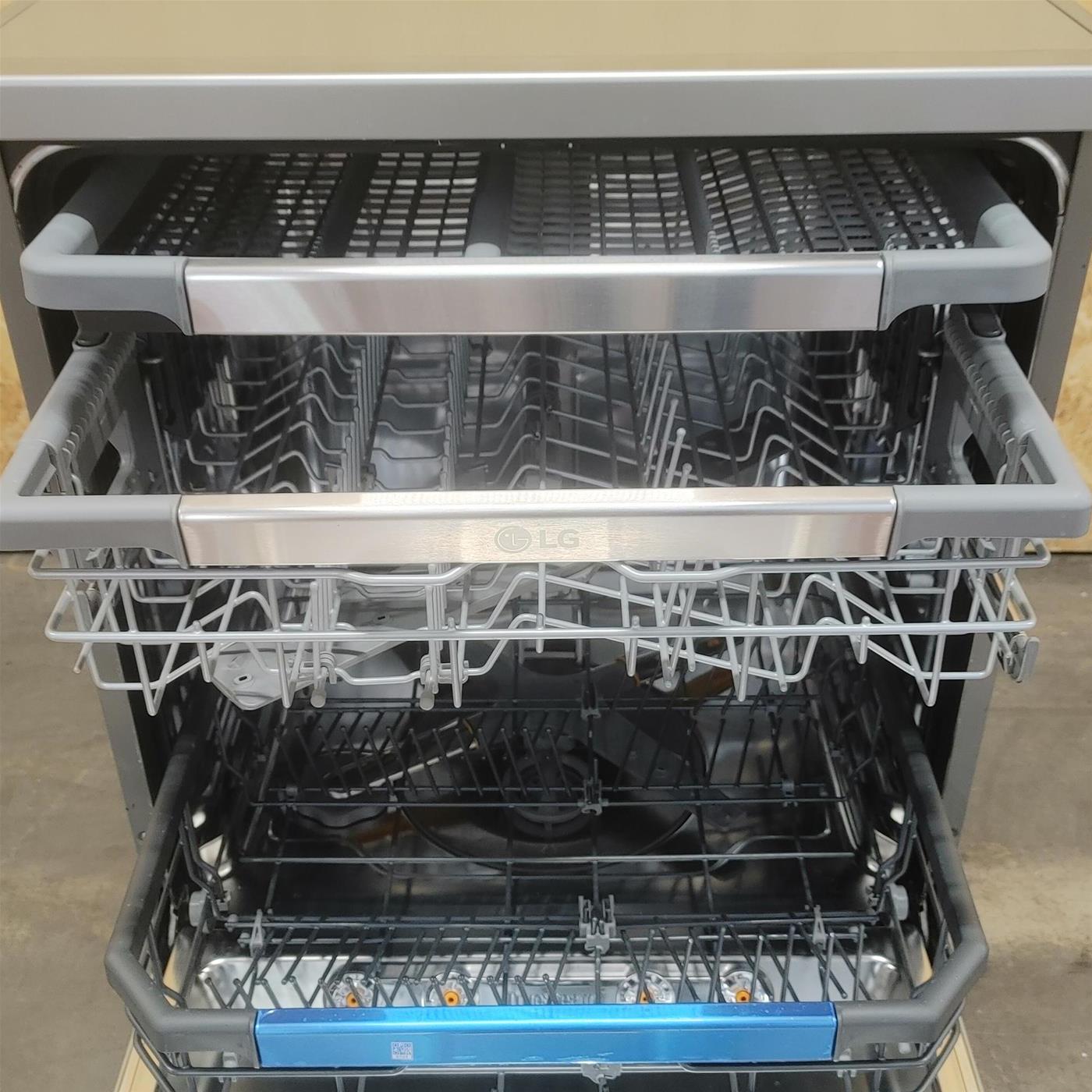 LG DF242FPS Lavastoviglie Libera installazione 14 coperti D