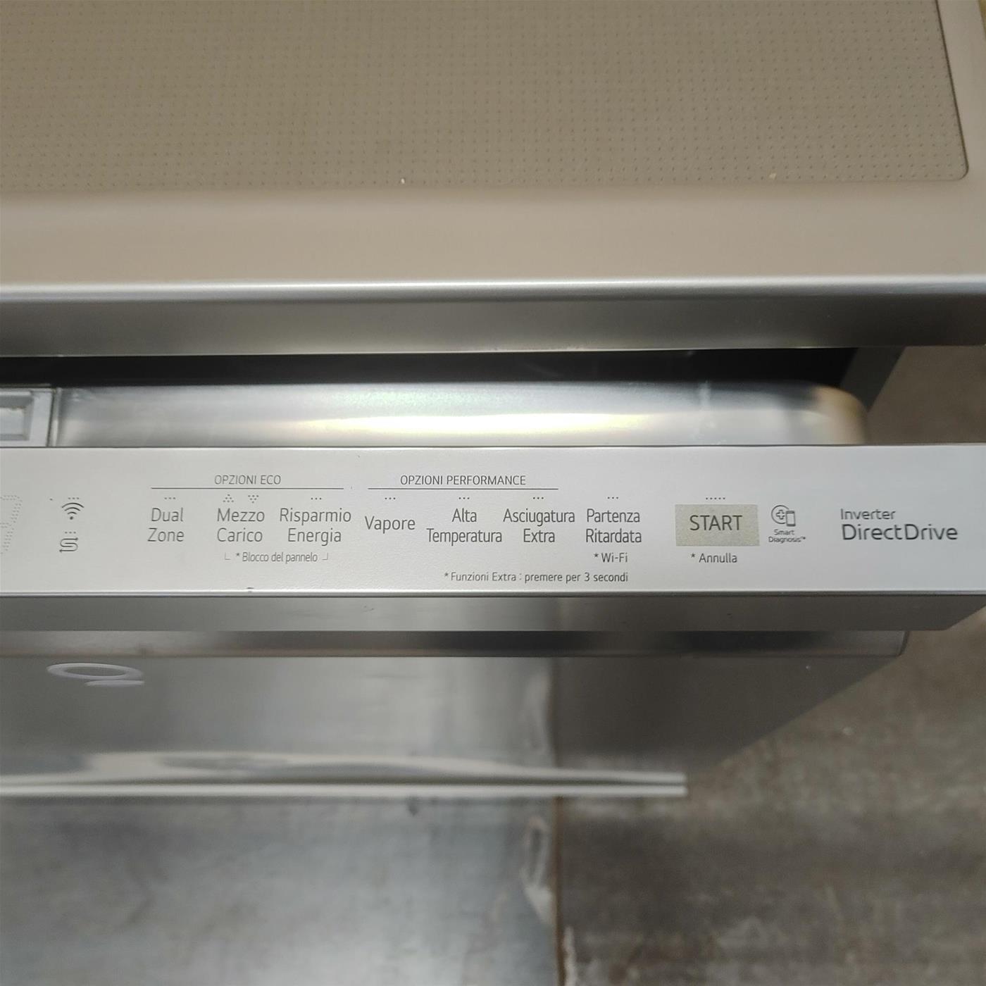 LG DF242FPS Lavastoviglie Libera installazione 14 coperti D