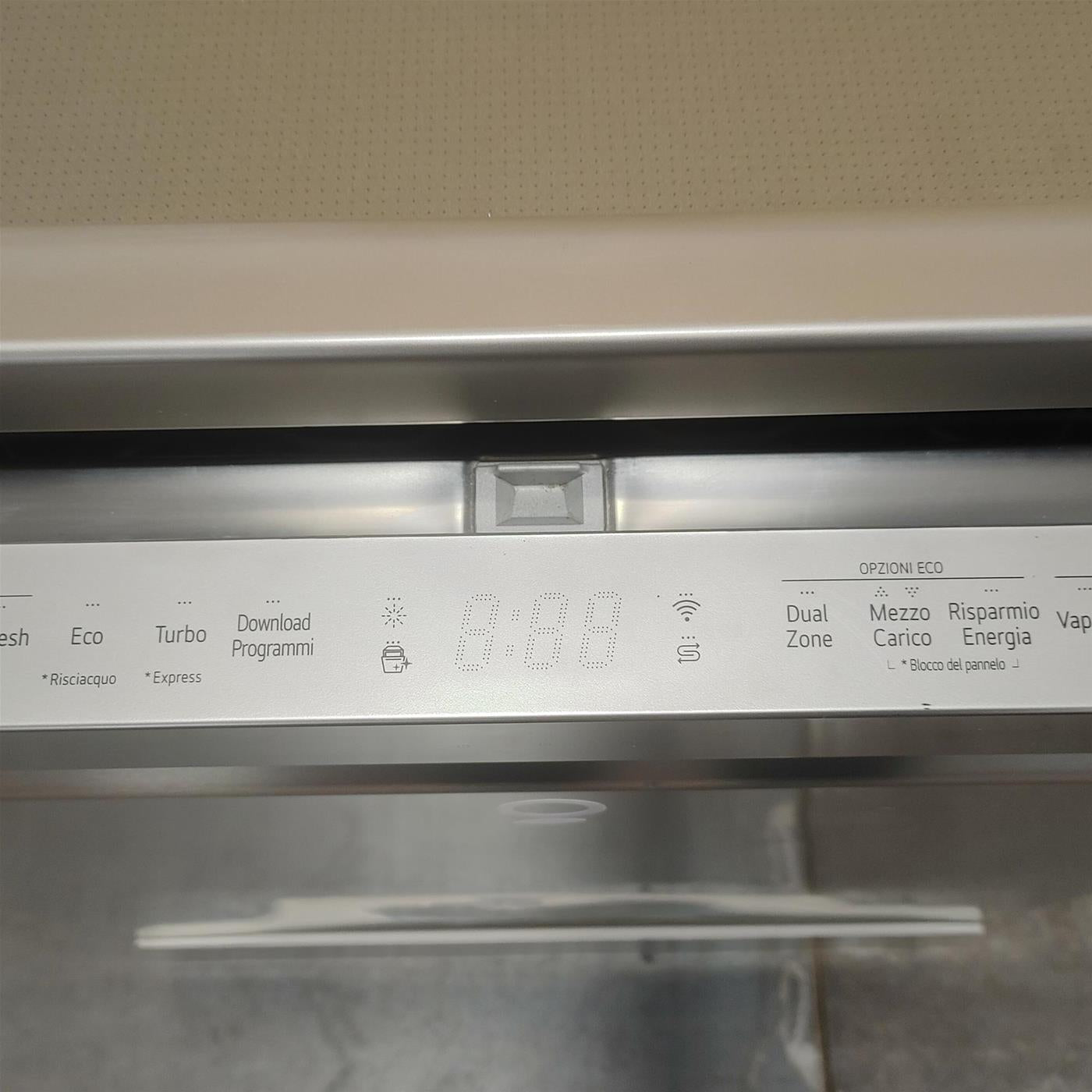 LG DF242FPS Lavastoviglie Libera installazione 14 coperti D