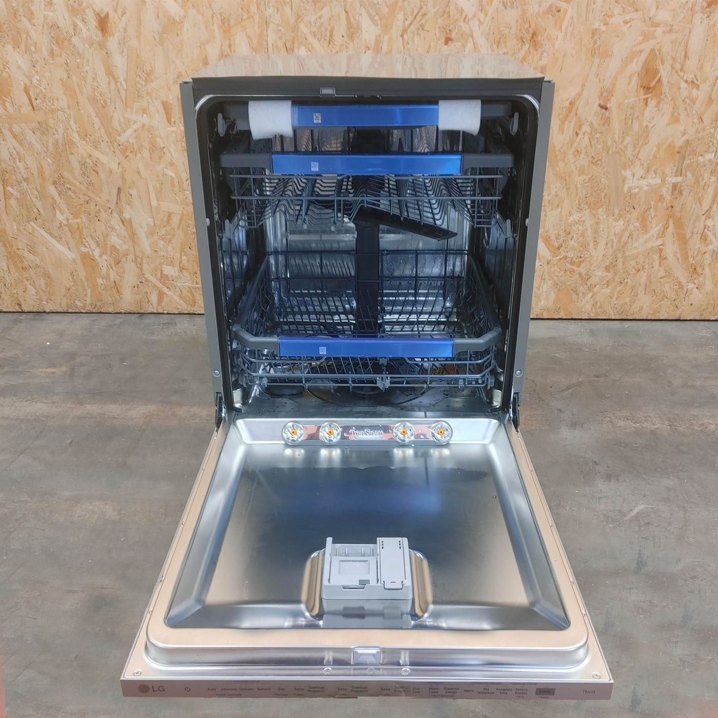 Lavastoviglie LG DB475TXS A scomparsa totale 14 coperti A