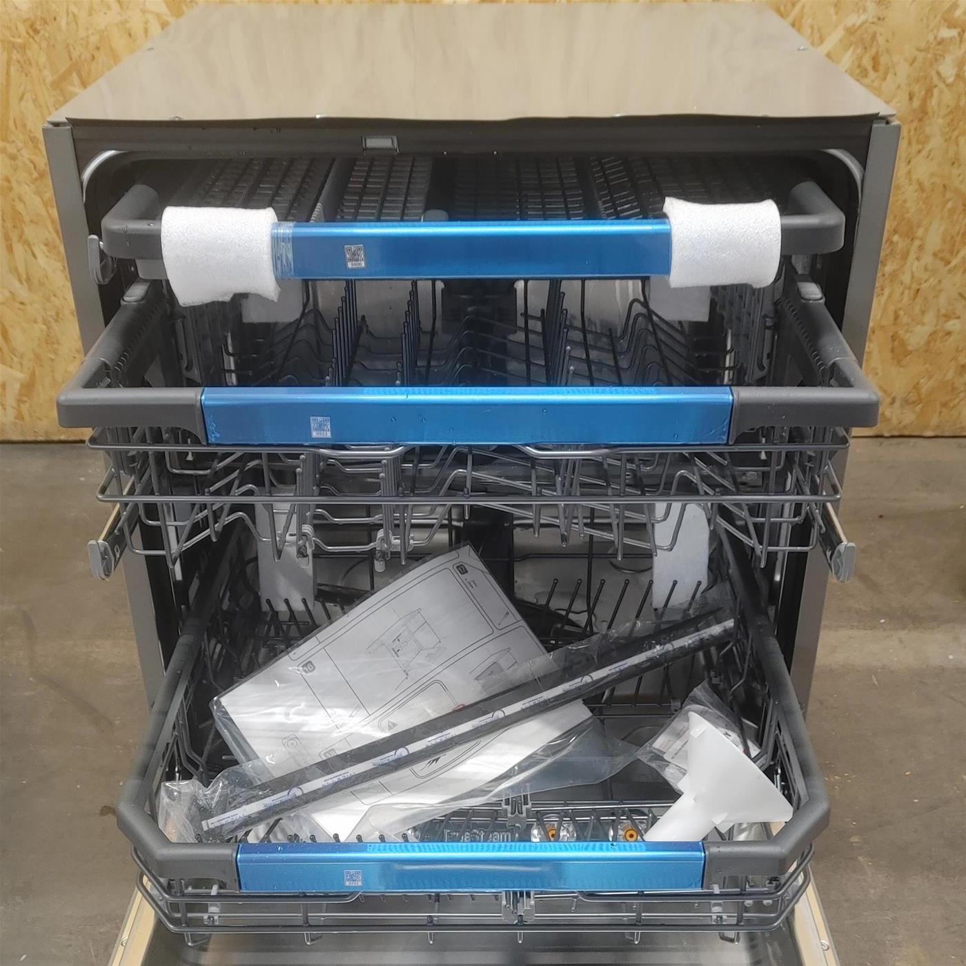 Lavastoviglie LG DB475TXS A scomparsa totale 14 coperti A