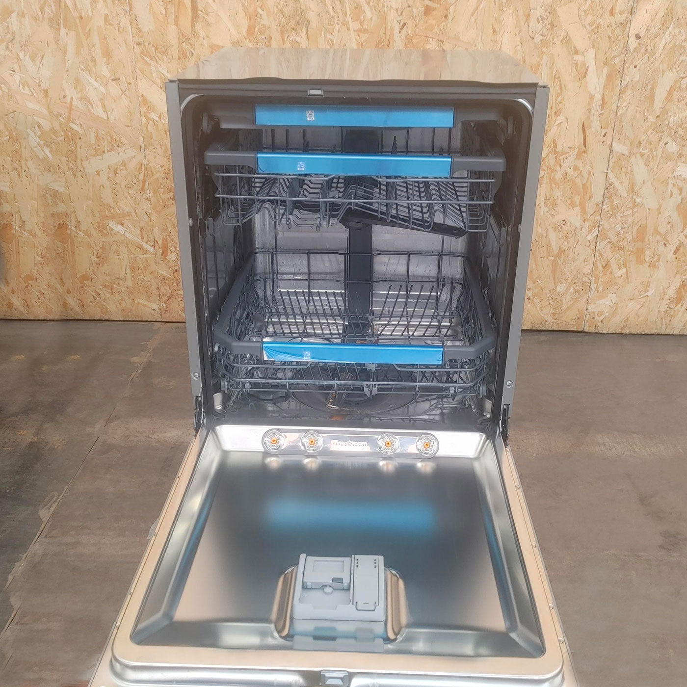 Lavastoviglie LG DB475TXS A scomparsa totale 14 coperti A