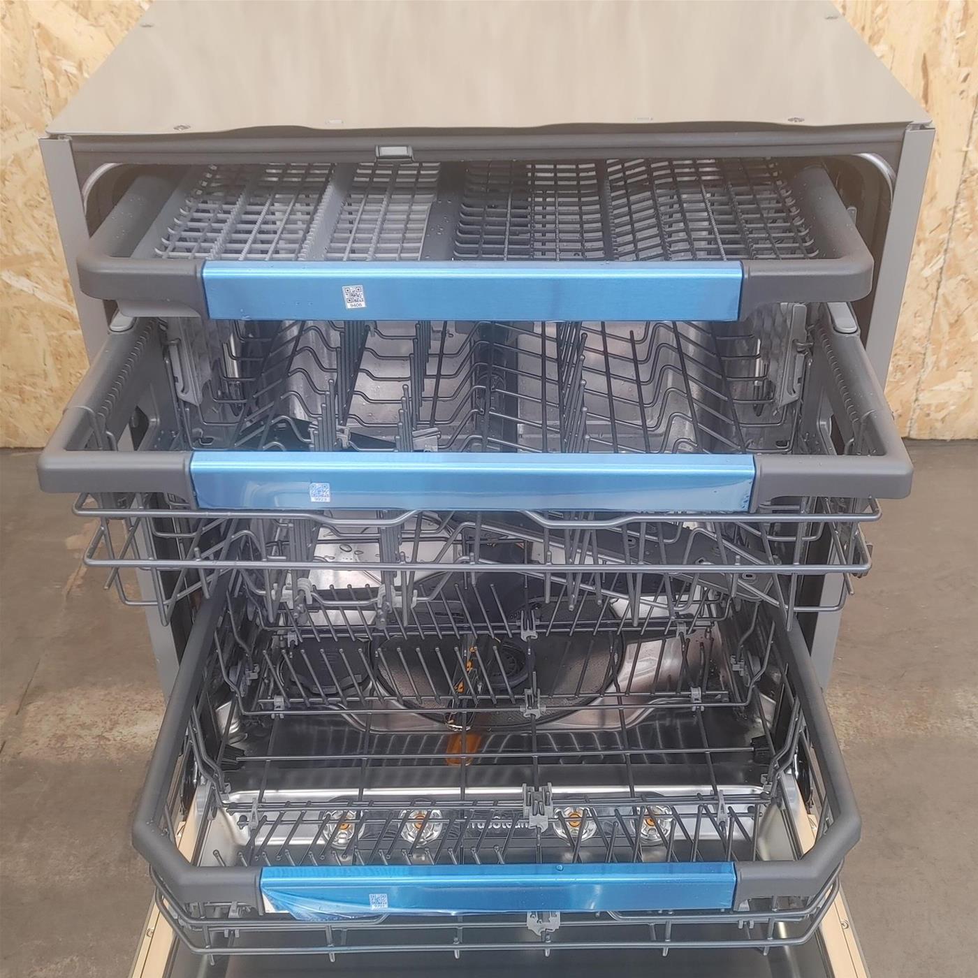 Lavastoviglie LG DB475TXS A scomparsa totale 14 coperti A