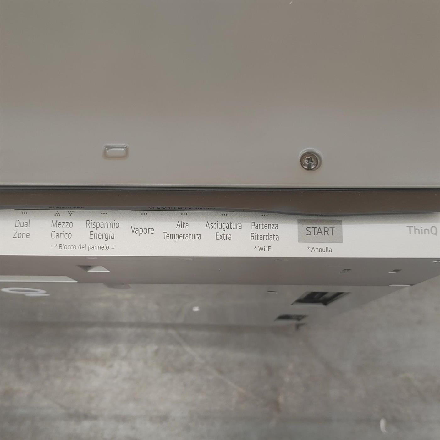 Lavastoviglie LG DB475TXS A scomparsa totale 14 coperti A
