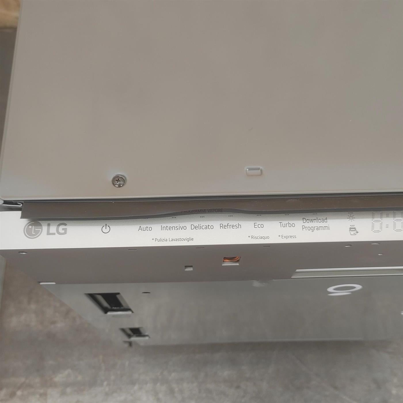 Lavastoviglie LG DB475TXS A scomparsa totale 14 coperti A