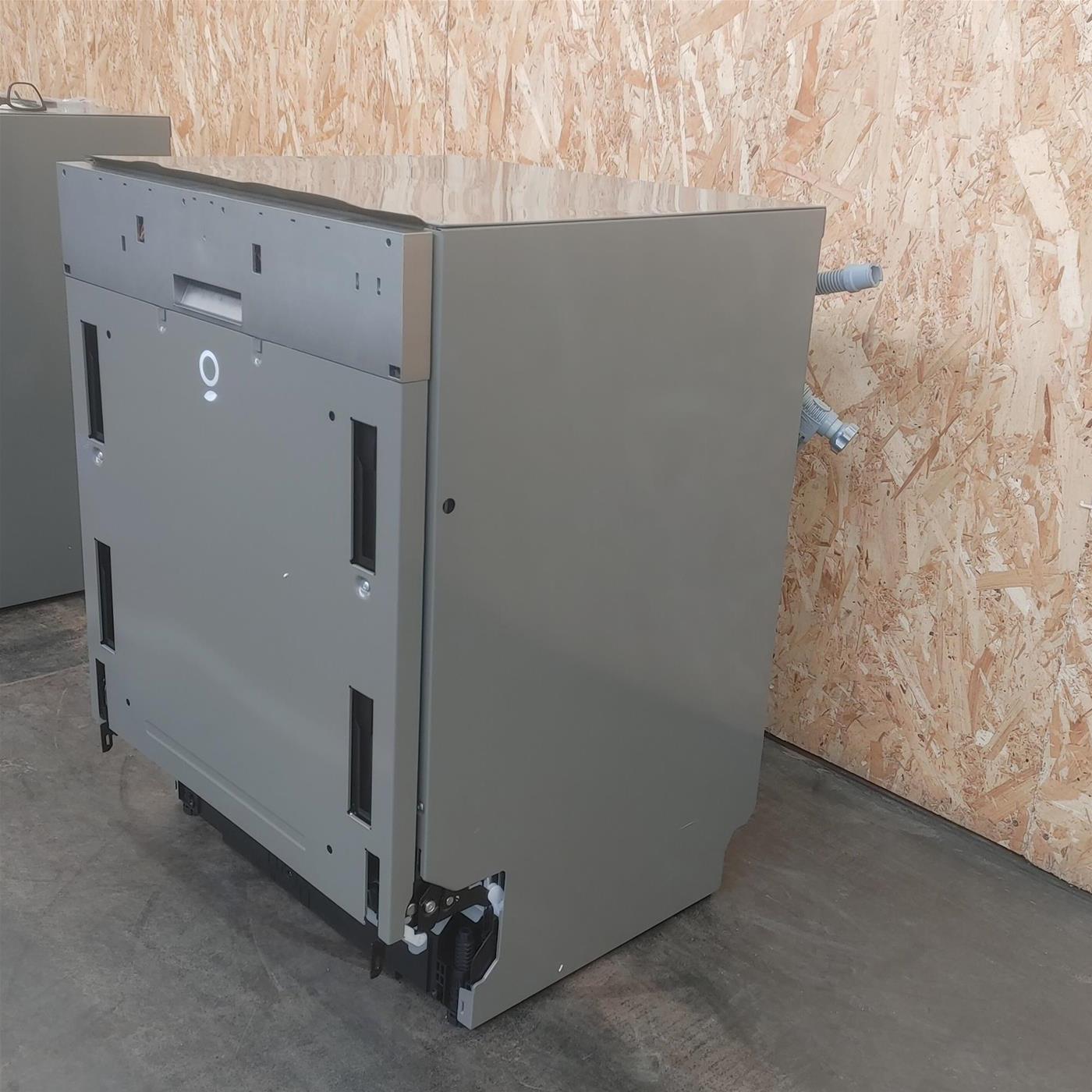 Lavastoviglie LG DB475TXS A scomparsa totale 14 coperti A