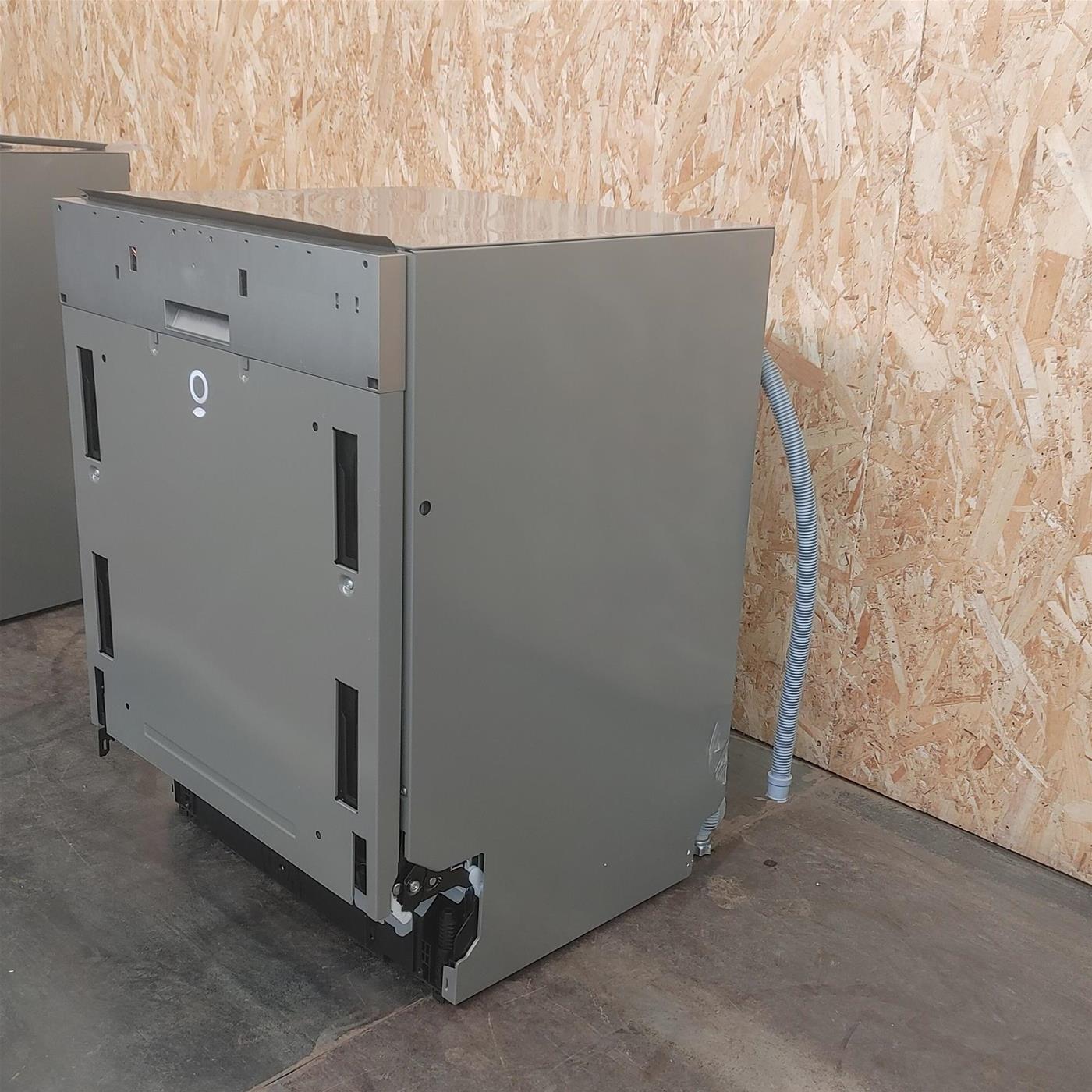 Lavastoviglie LG DB475TXS A scomparsa totale 14 coperti A