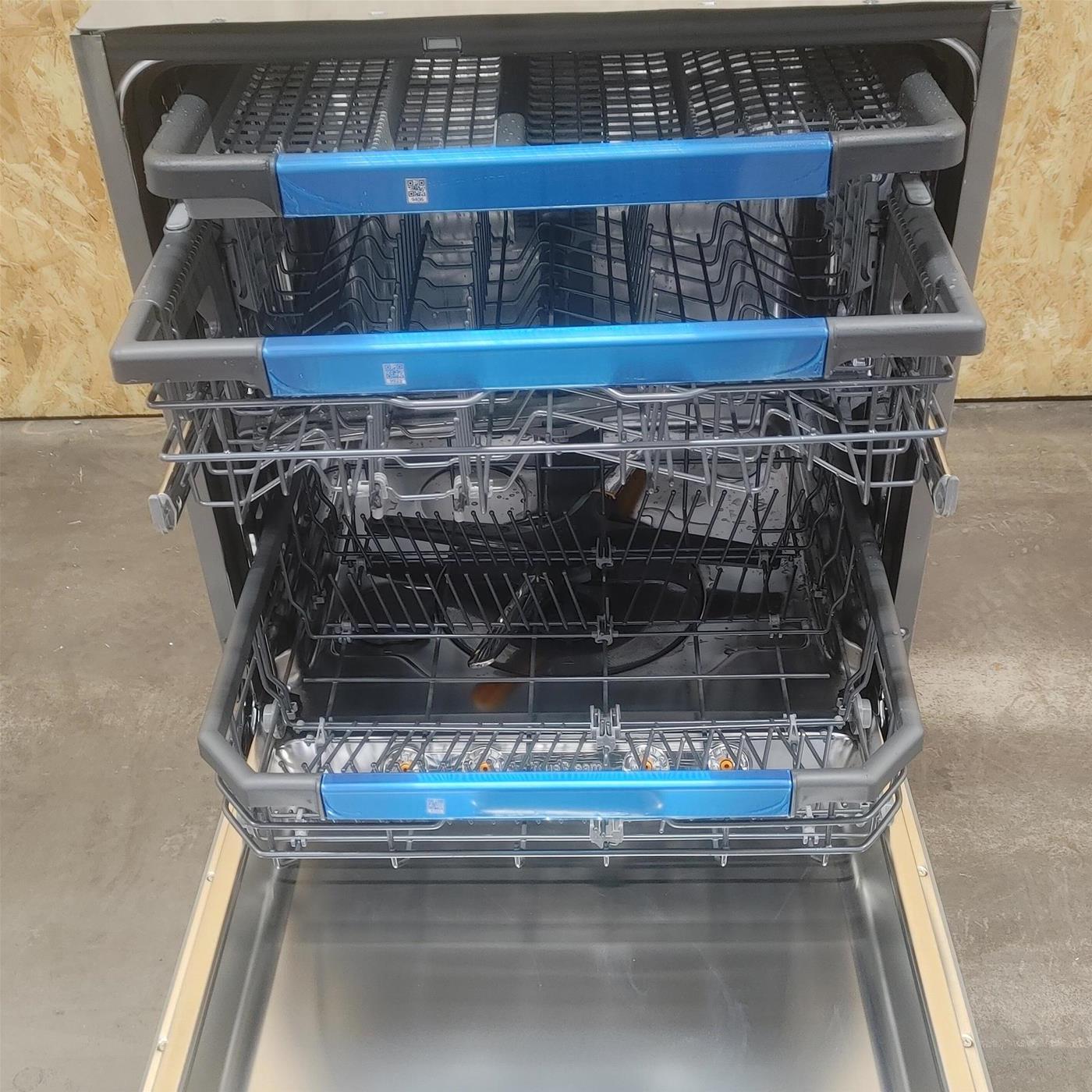 Lavastoviglie LG DB475TXS A scomparsa totale 14 coperti A