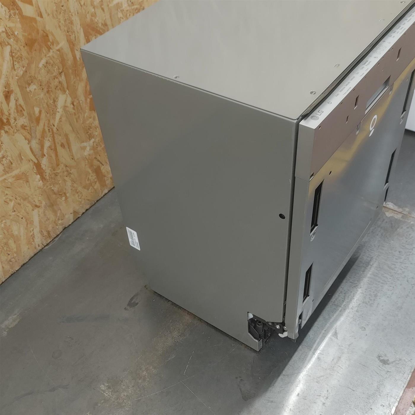 Lavastoviglie LG QuadWash DB475TXS a scomparsa totale Vapore Wi-Fi 14 coperti