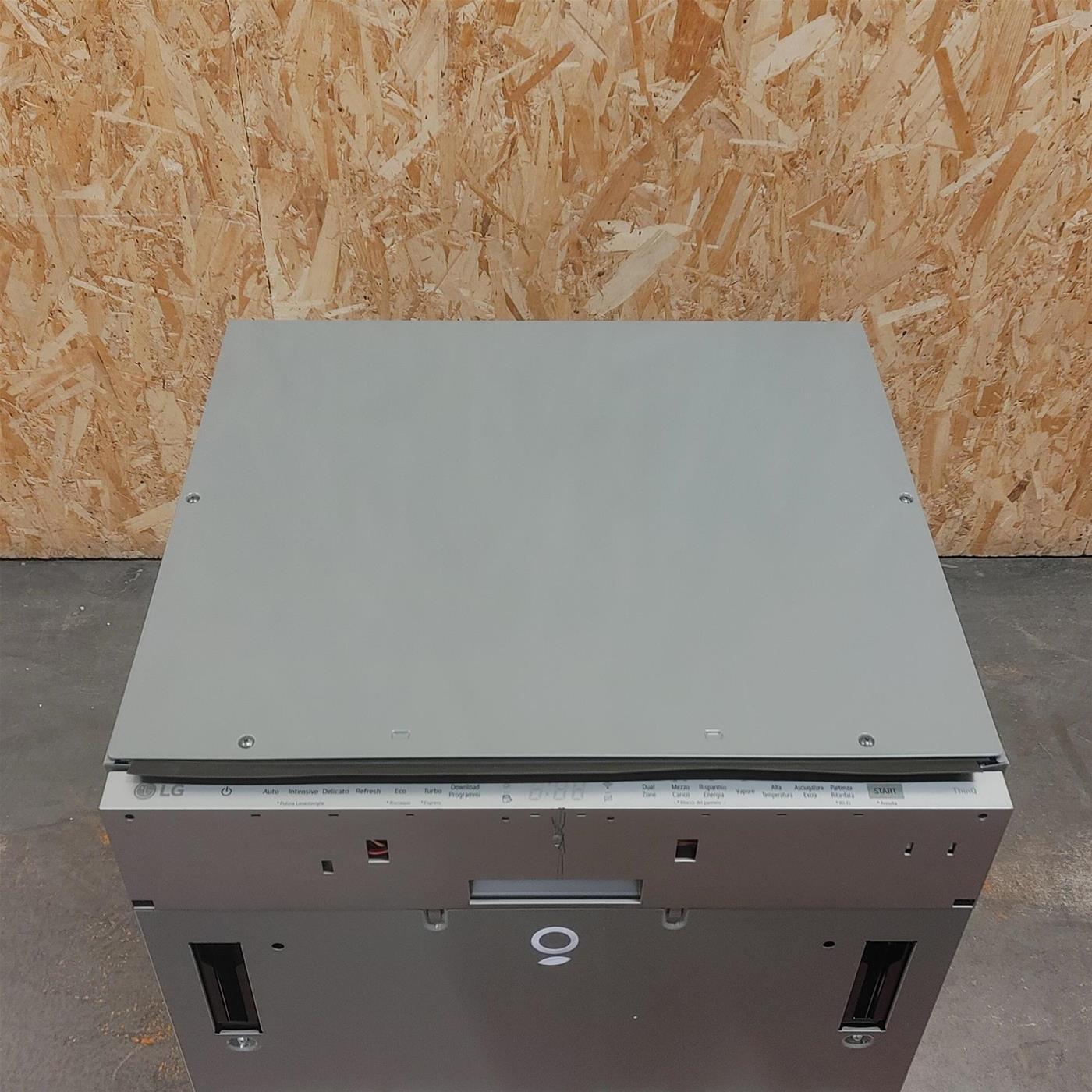 Lavastoviglie LG DB475TXS A scomparsa totale 14 coperti A