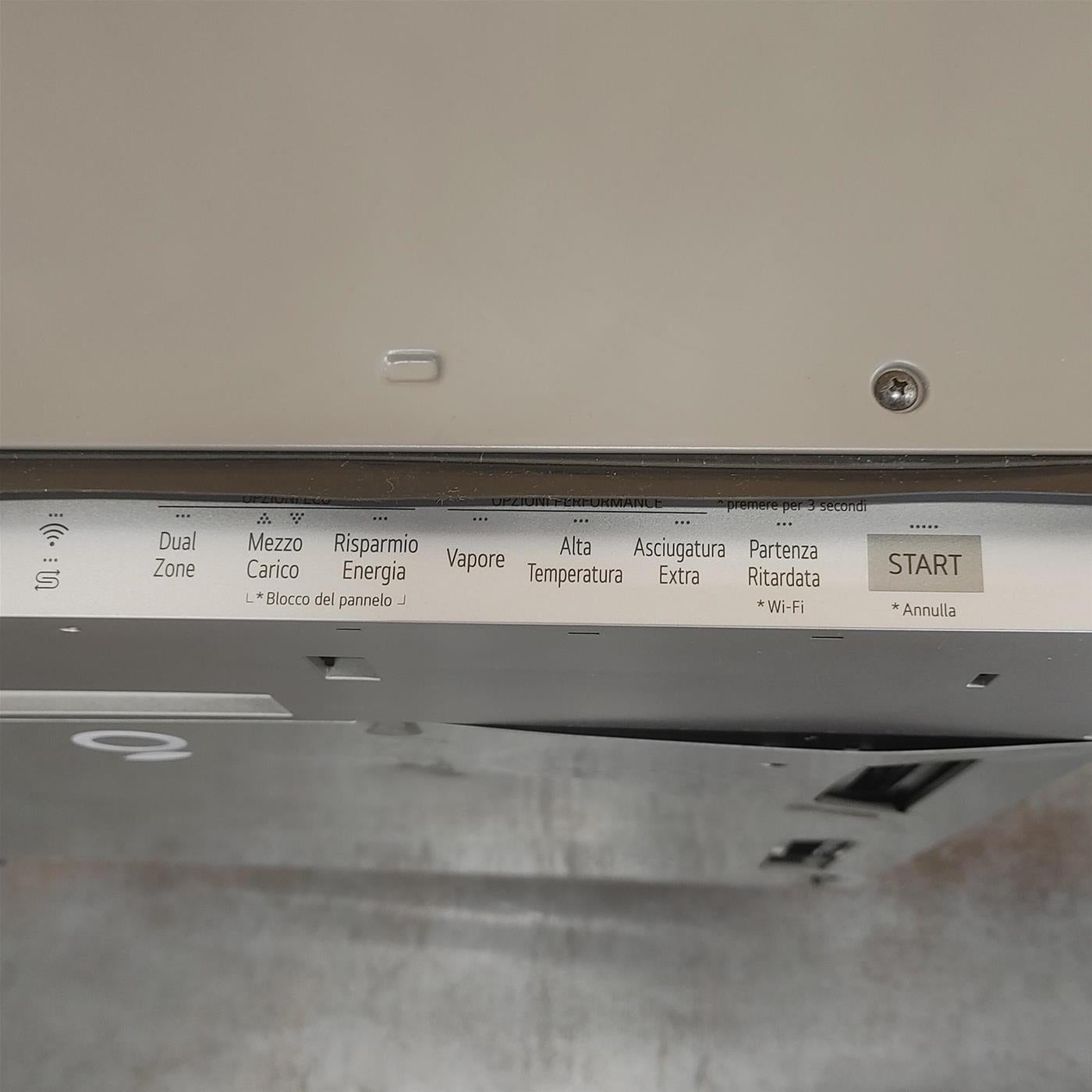 Lavastoviglie LG DB475TXS a scomparsa totale 14 coperti