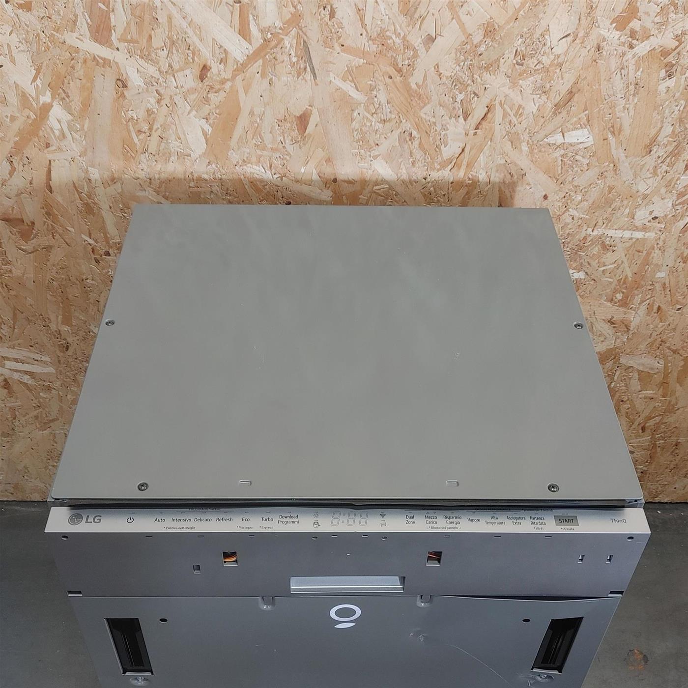 Lavastoviglie LG DB475TXS a scomparsa totale 14 coperti