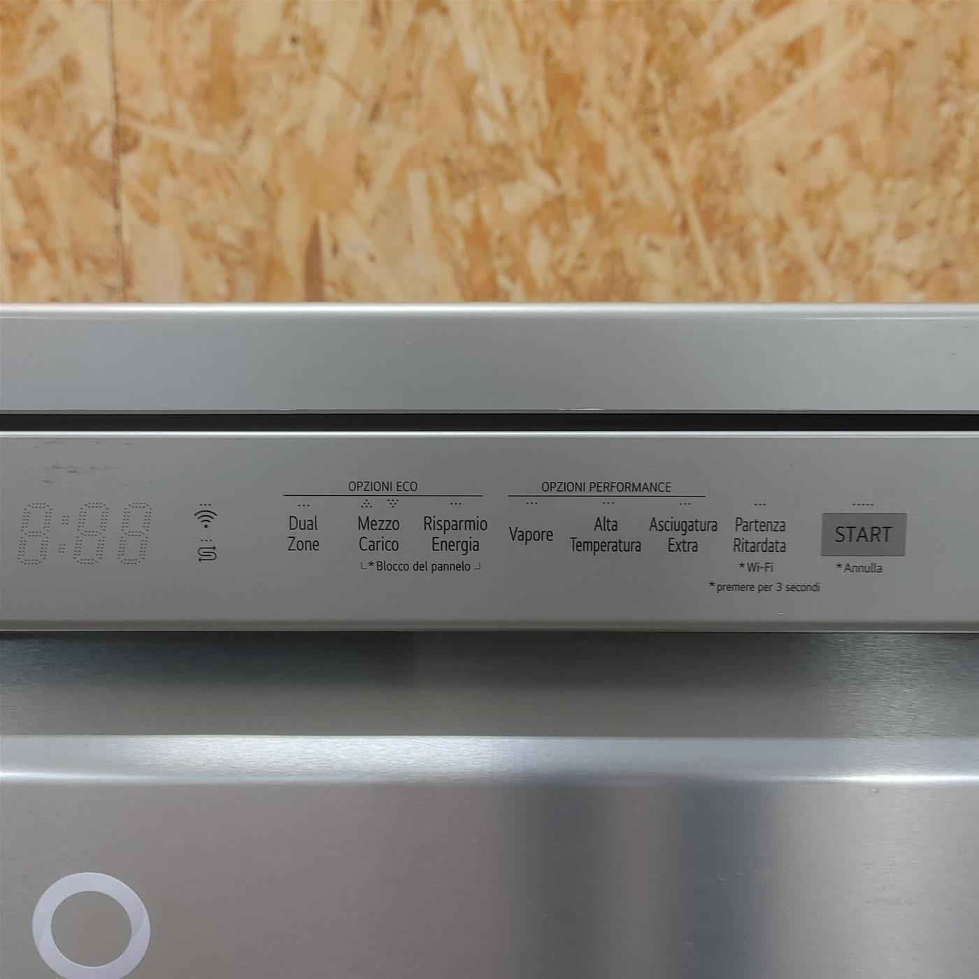 Lavastoviglie LG DF242FPS Libera installazione 14 coperti