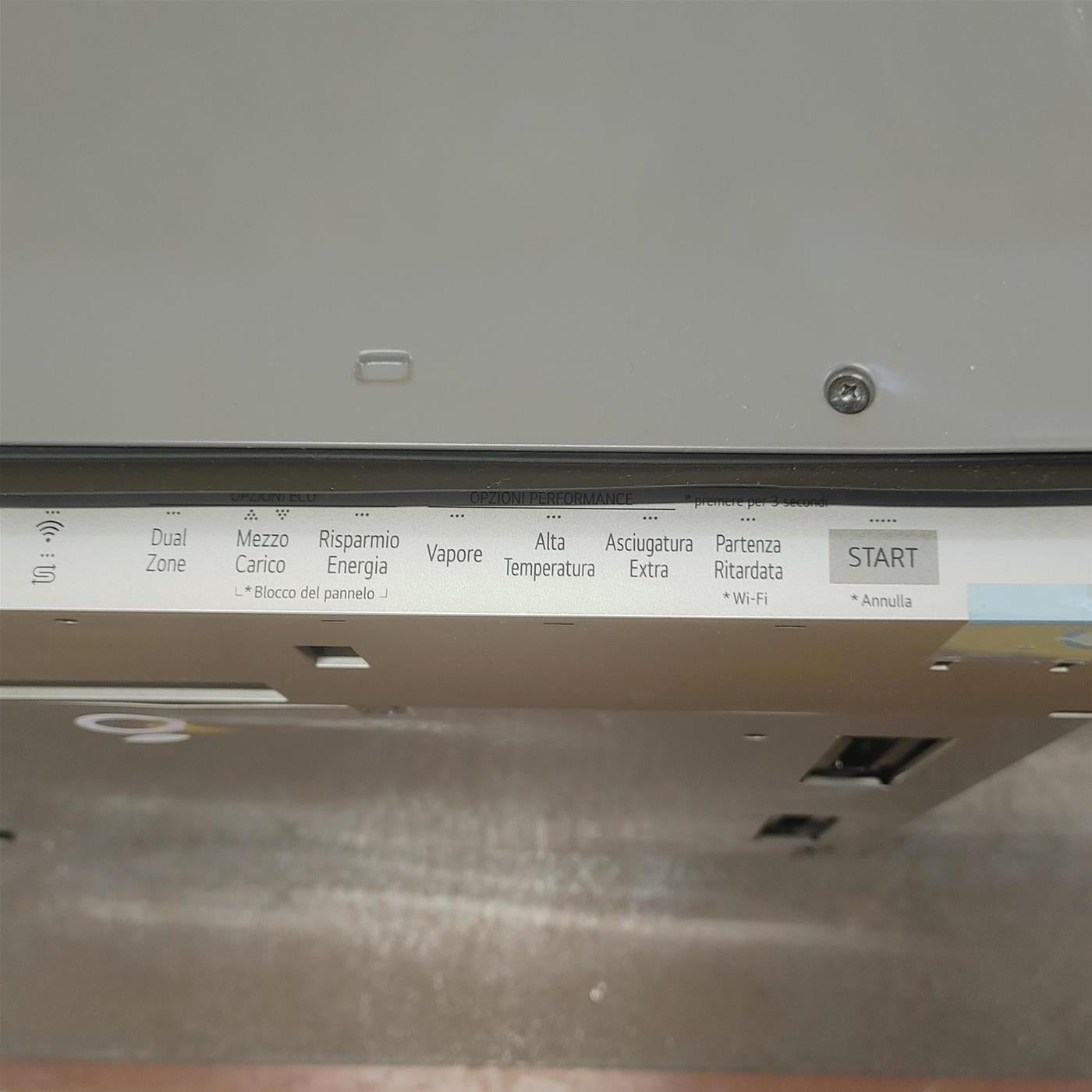 Lavastoviglie LG DB475TXS A scomparsa totale 14 coperti