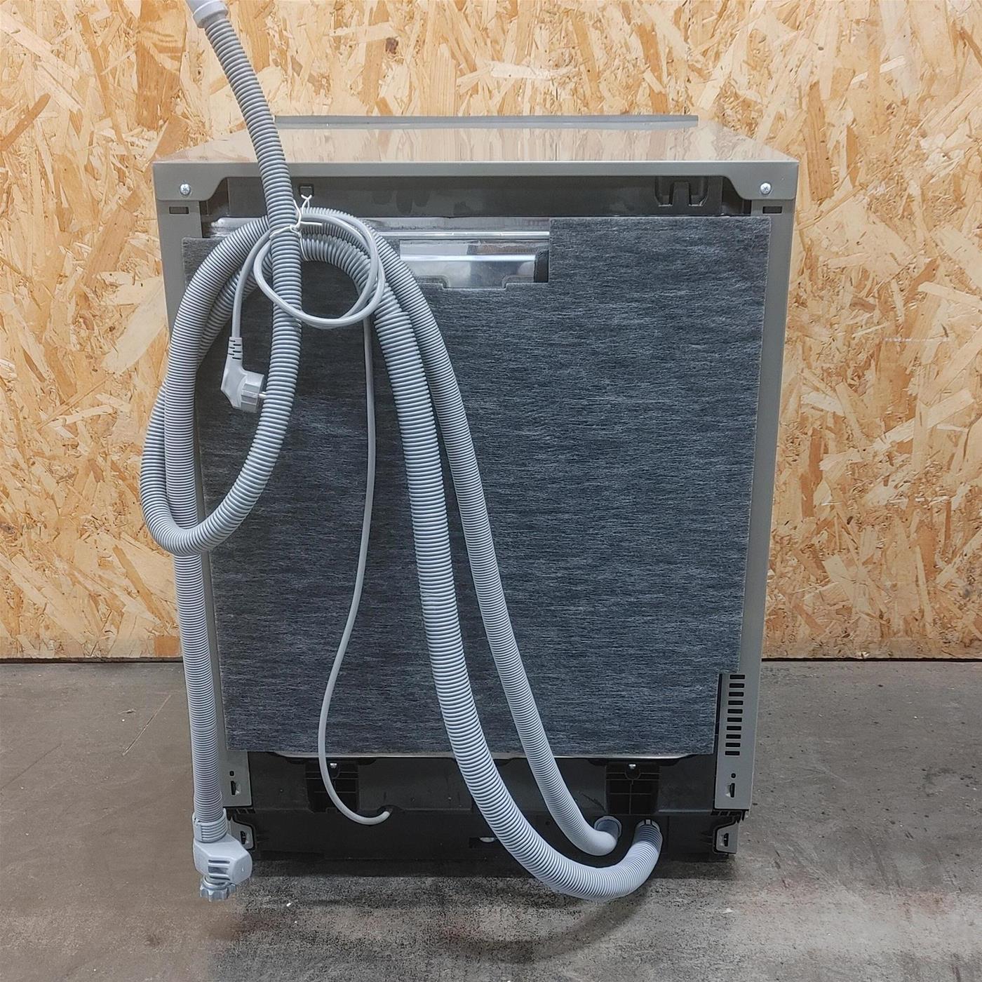 Lavastoviglie LG QuadWash DB475TXS a scomparsa totale Vapore Wi-Fi 14 coperti