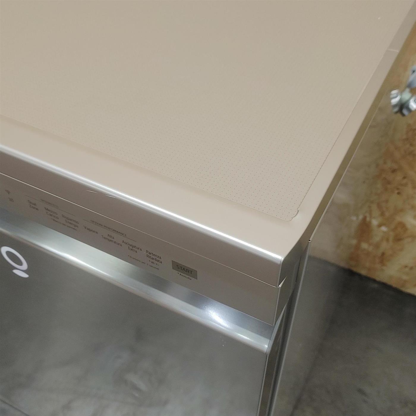 Lavastoviglie LG DF365FPS Libera installazione 14 coperti