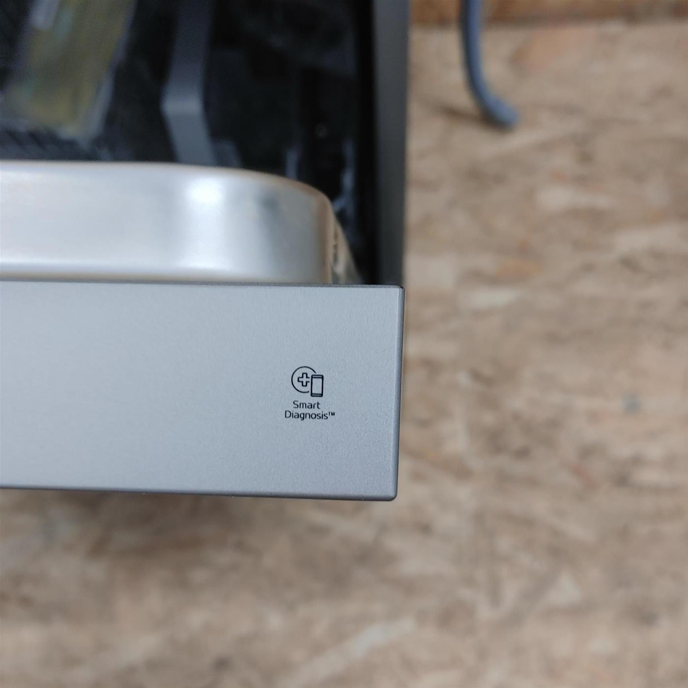 LG DF222FPS lavastoviglie Libera installazione 14 coperti E