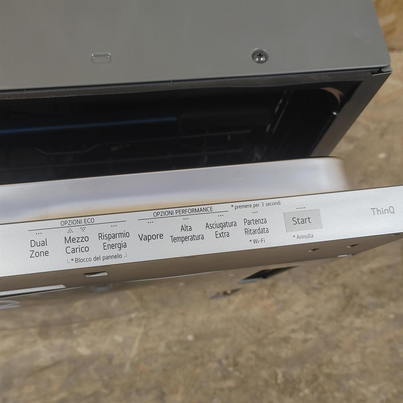 Lavastoviglie LG DB365TXS.AASQEIS A scomparsa totale 14 coperti B