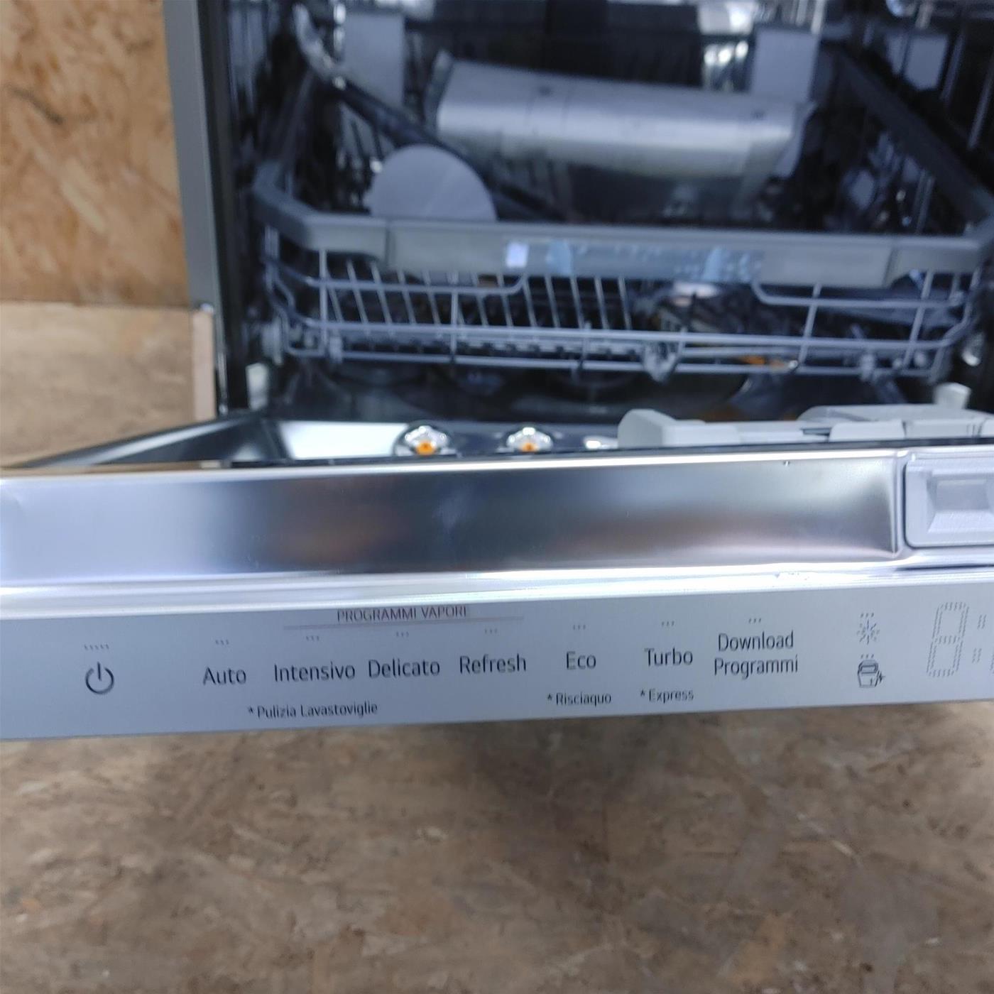 Lavastoviglie LG DB365TXS.AASQEIS A scomparsa totale 14 coperti B