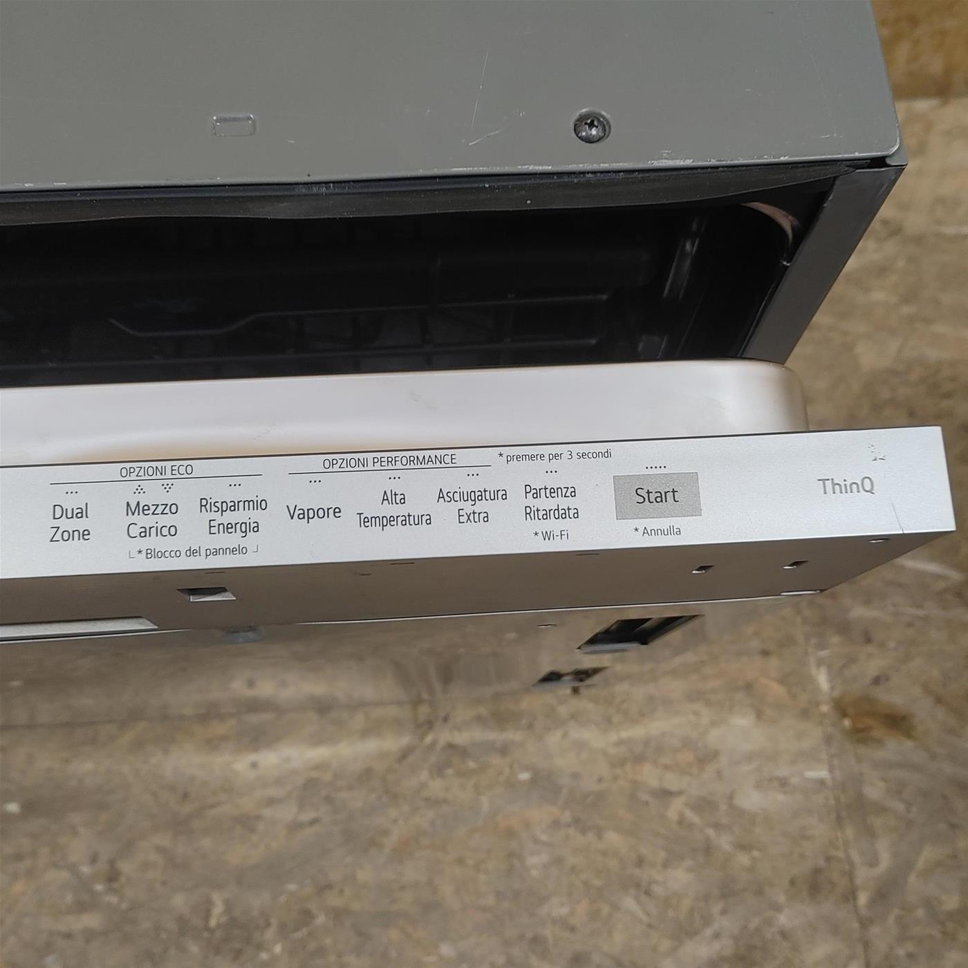 Lavastoviglie LG DB365TXS.AASQEIS A scomparsa totale 14 coperti B