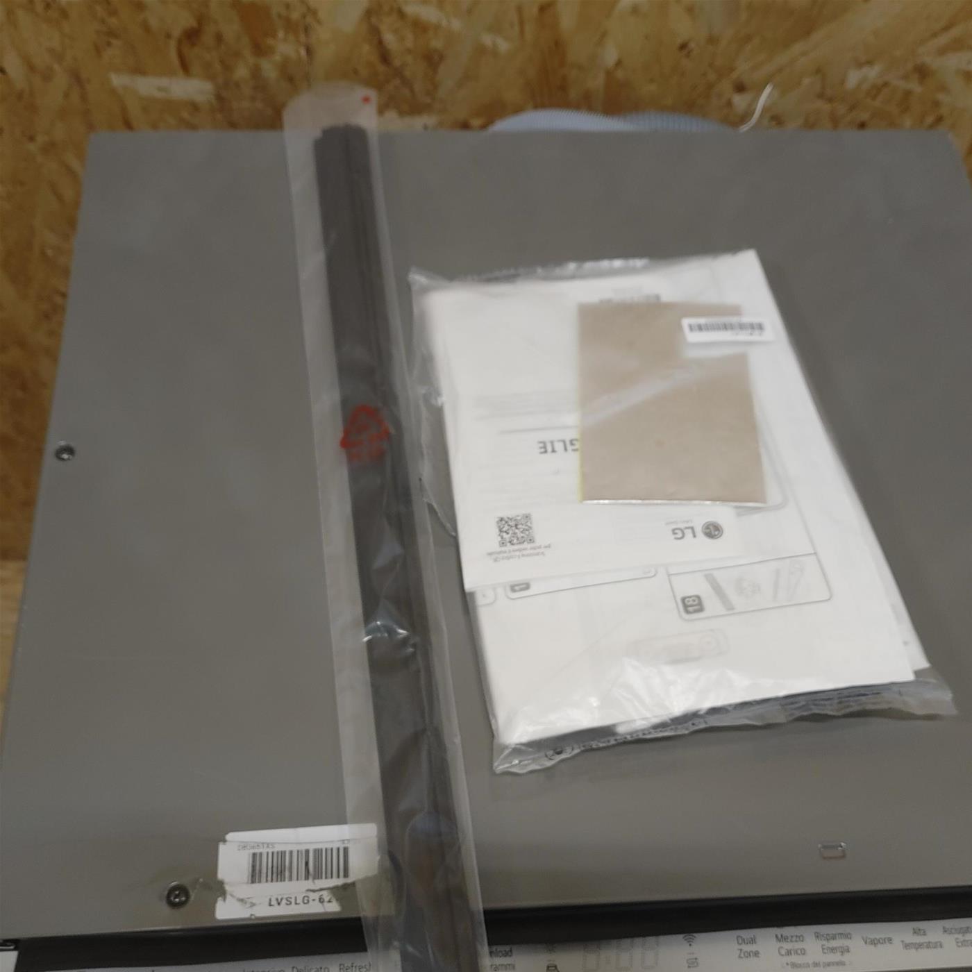 Lavastoviglie LG DB365TXS.AASQEIS A scomparsa totale 14 coperti B