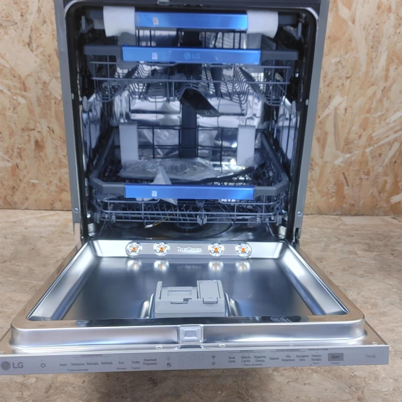 Lavastoviglie LG DB475TXS A scomparsa totale 14 coperti A