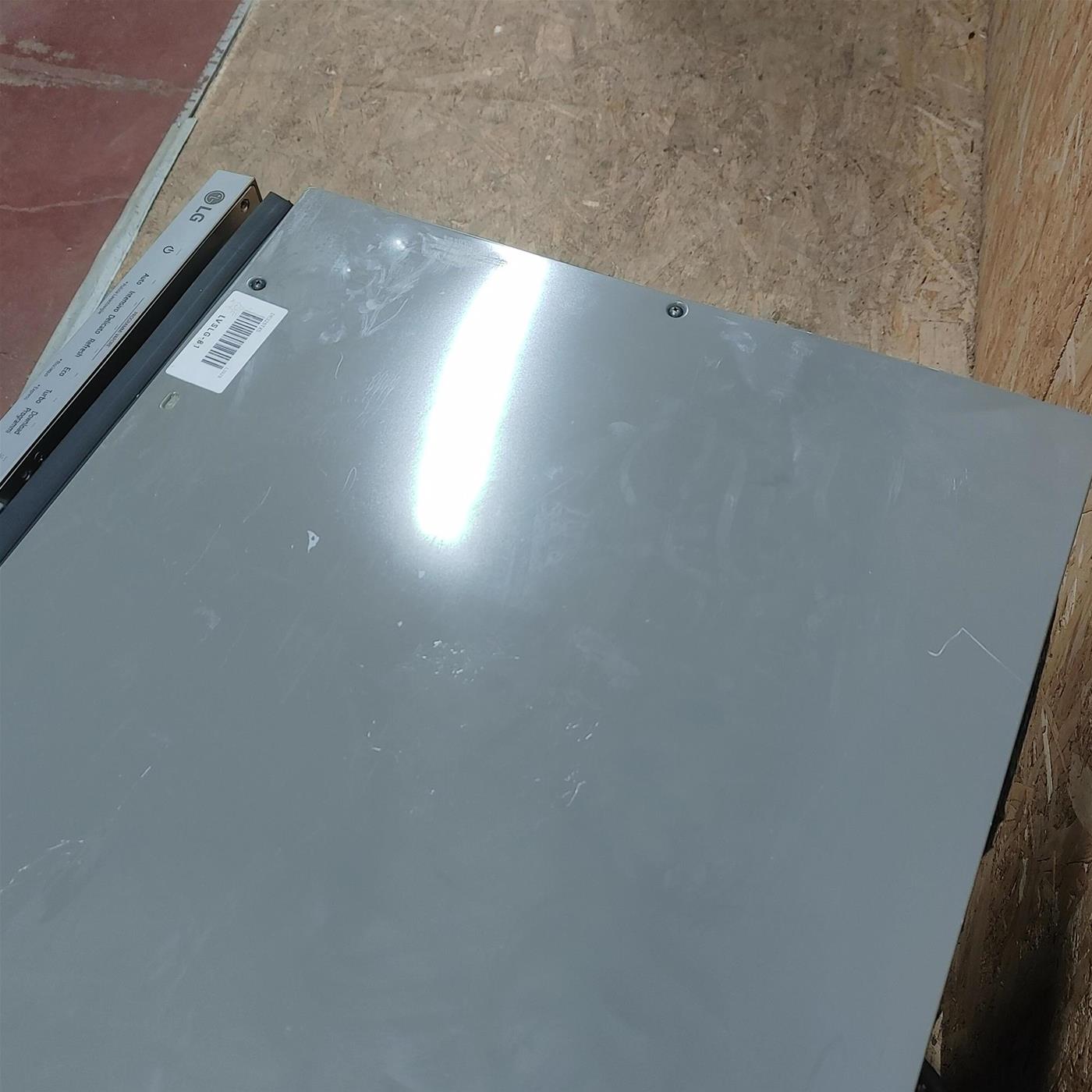 LG QuadWash DB325TXS Lavastoviglie a scomparsa totale Classe E 14 coperti Vapore Wi-Fi