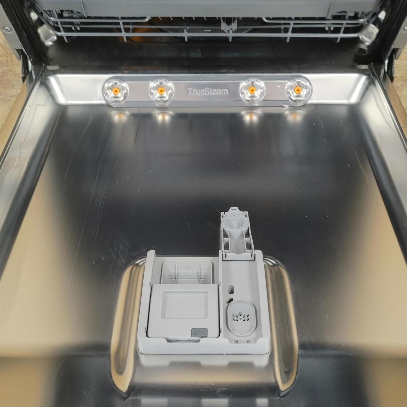 LG QuadWash DB325TXS Lavastoviglie a scomparsa totale Classe E 14 coperti Vapore Wi-Fi