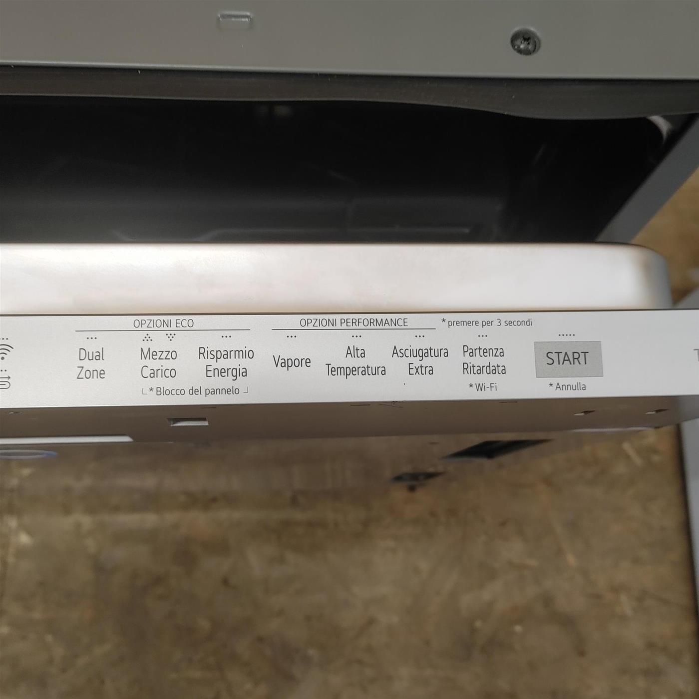 Lavastoviglie LG DB365TXS.AASQEIS A scomparsa totale 14 coperti B