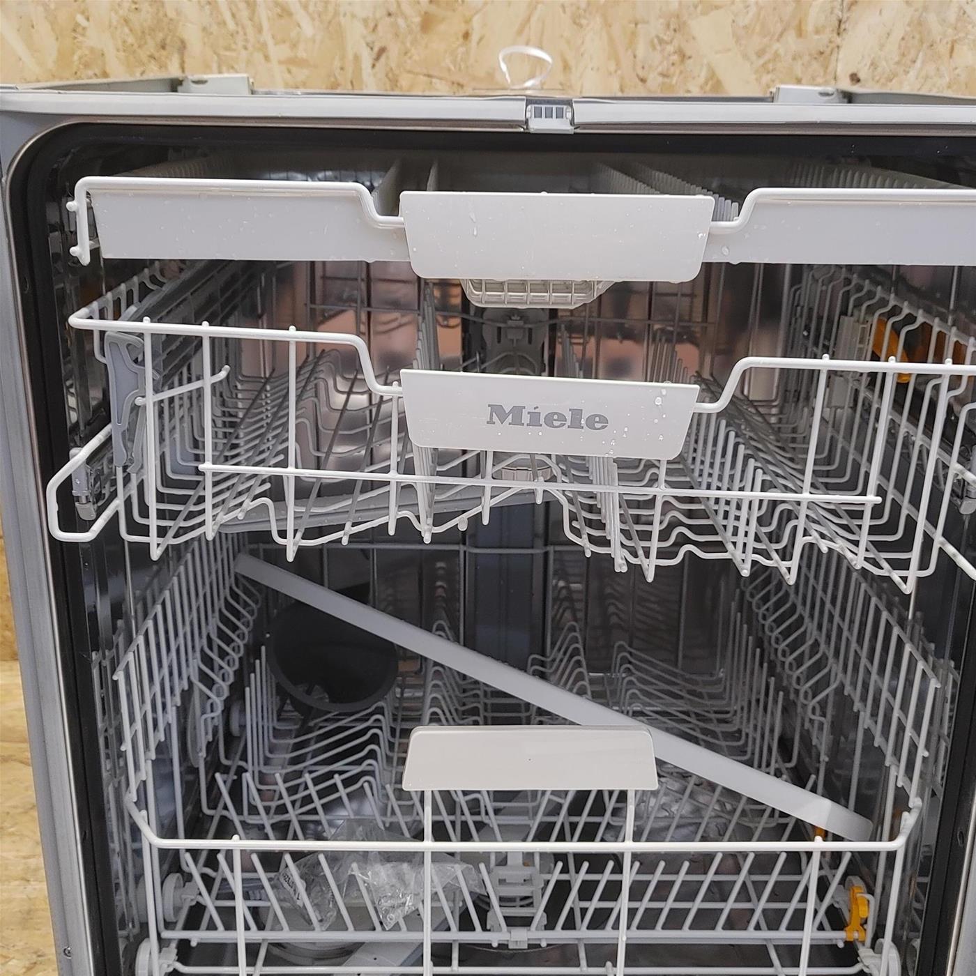 Miele G5000SCUBRWS scomparsa parziale 14 coperti E