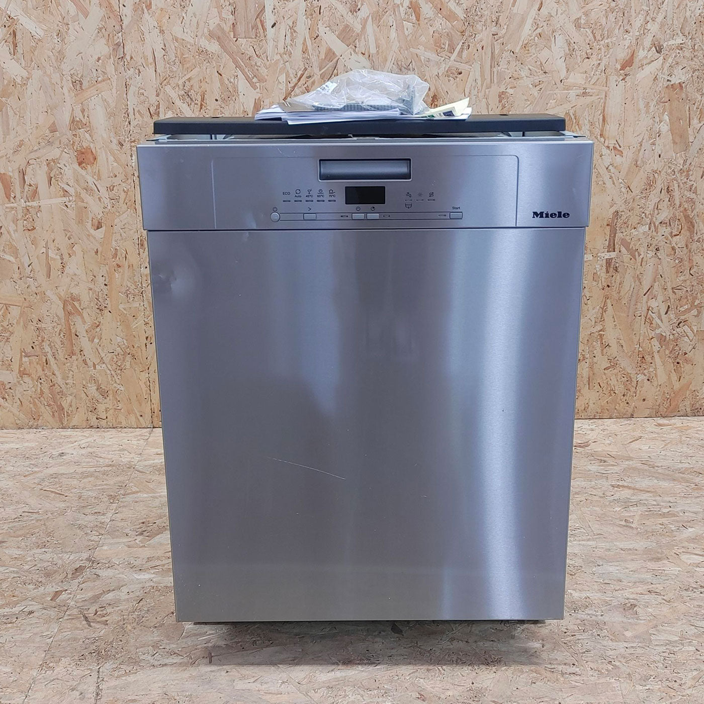 MIELE Lavastoviglie G 5000 SCU CLST Capacità 14 Coperti Classe A++ Colore Acciaio Inox