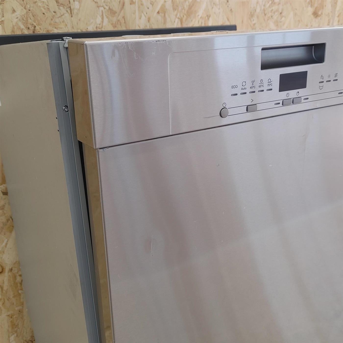 MIELE Lavastoviglie G 5000 SCU CLST Capacità 14 Coperti Classe A++ Colore Acciaio Inox