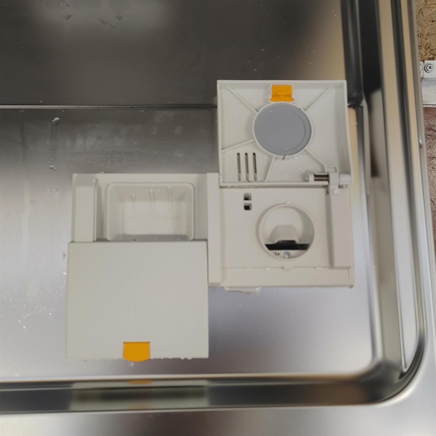 Miele G5000SCUCLST scomparsa parziale 14 coperti E