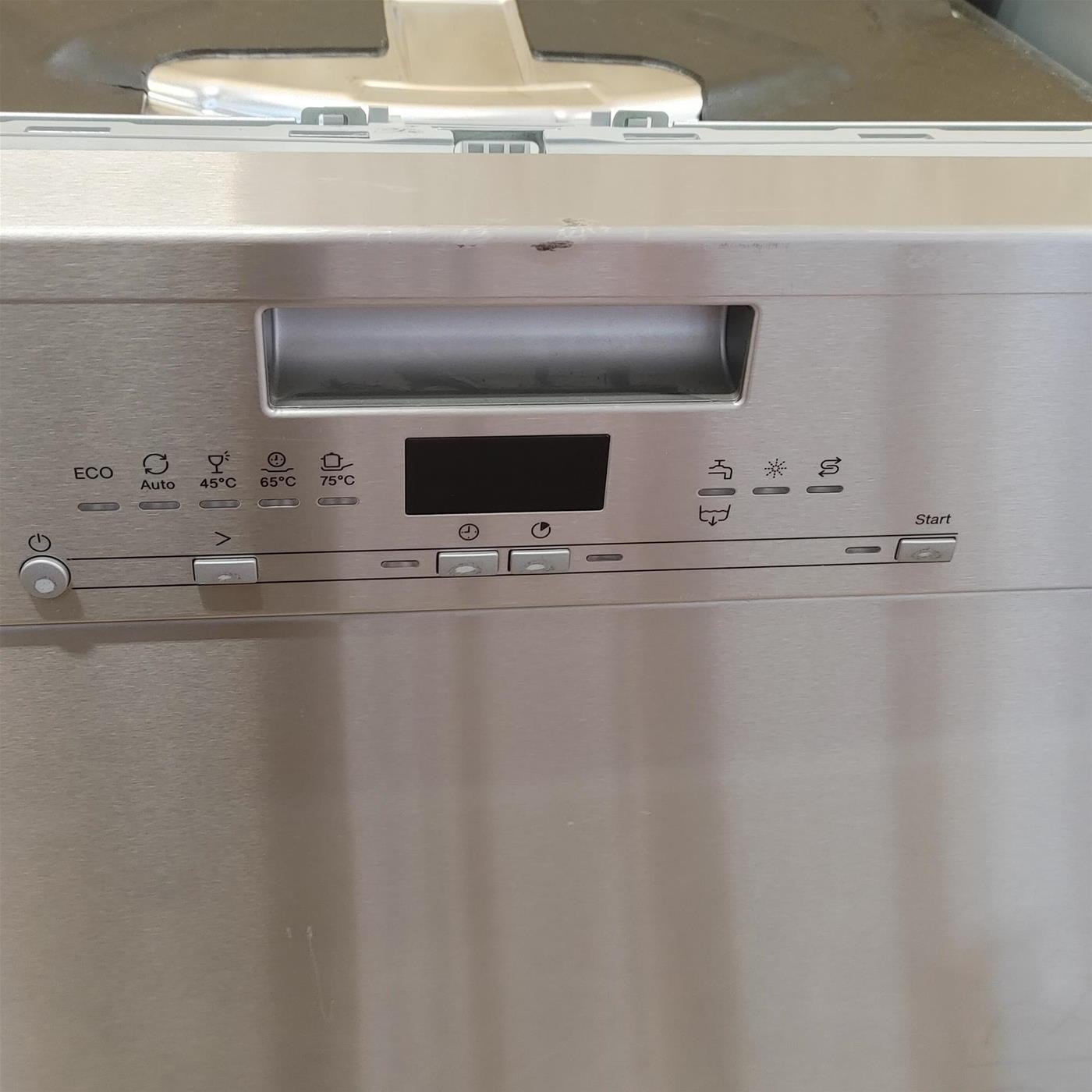 Miele G5000SCUCLST scomparsa parziale 14 coperti E