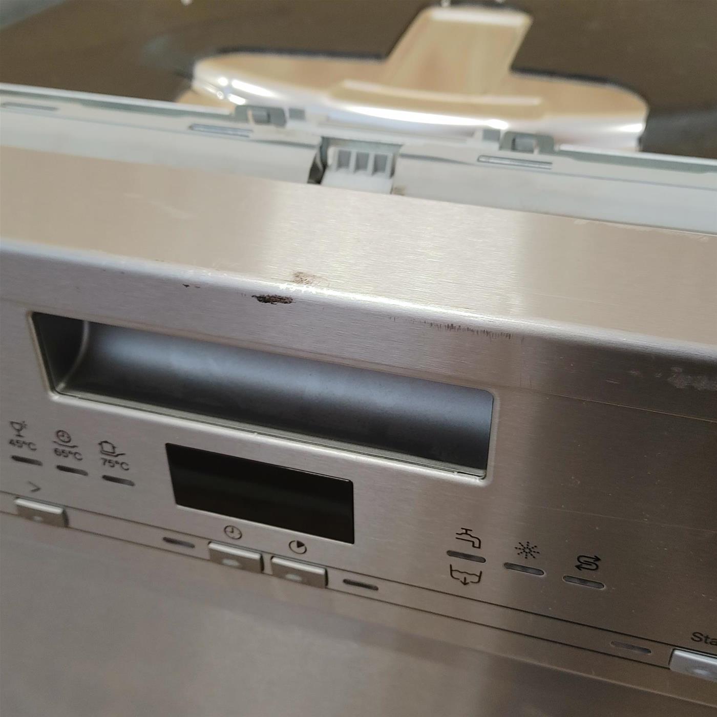 Miele G5000SCUCLST scomparsa parziale 14 coperti E