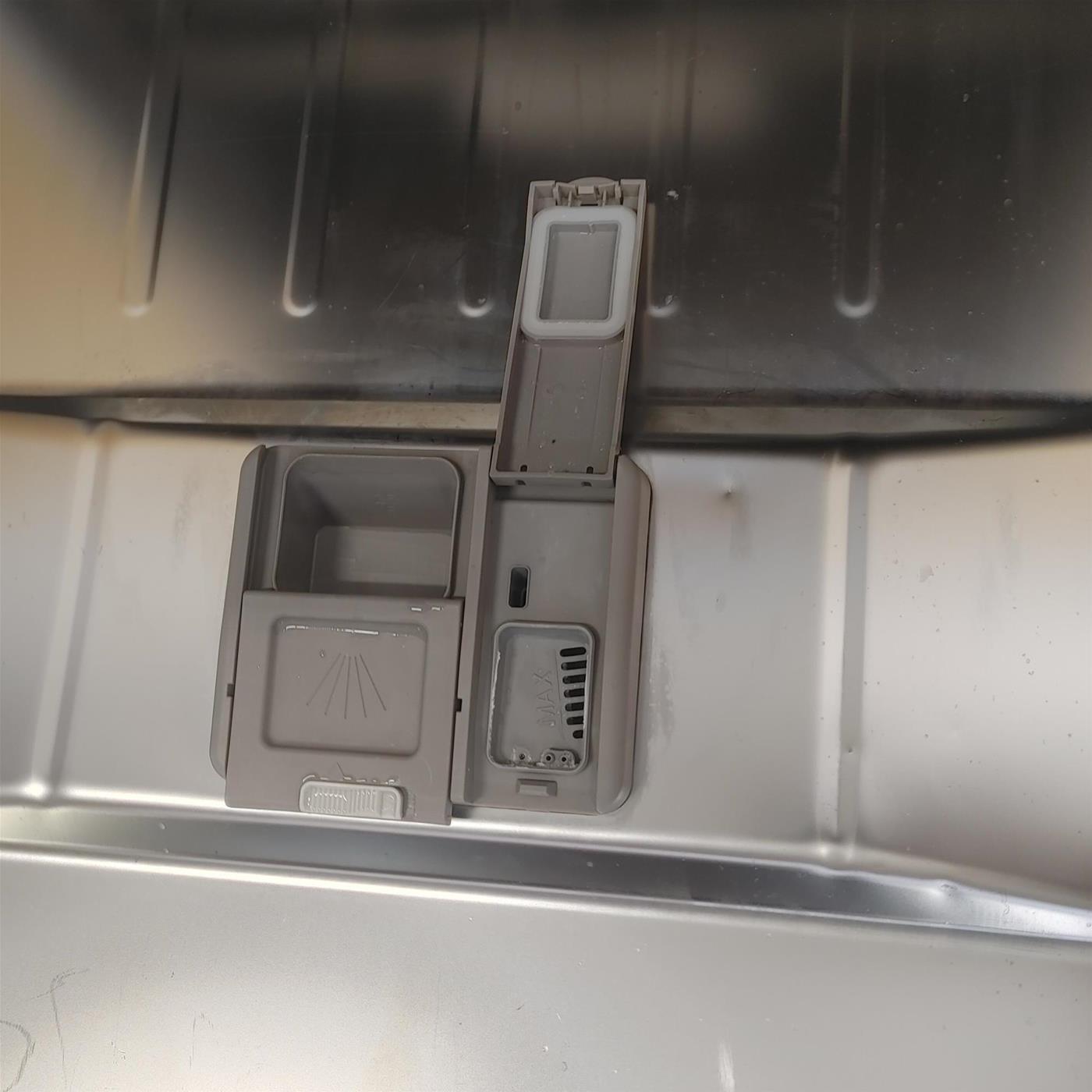 Samsung Lavastoviglie Serie 5500 DW60M6070IB
