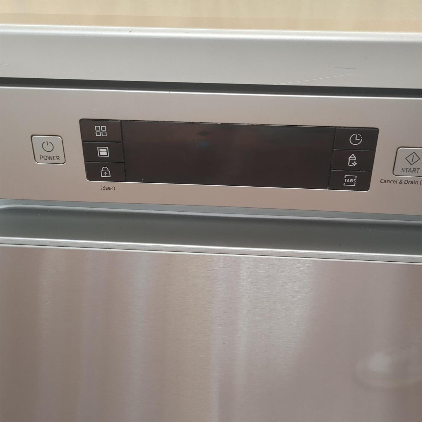 Samsung Lavastoviglie DW60M6050FS