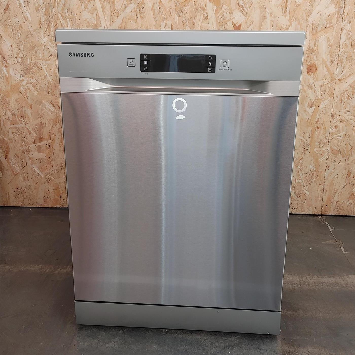 Lavastoviglie Samsung DW60M6050FS Libera installazione 14 coperti E