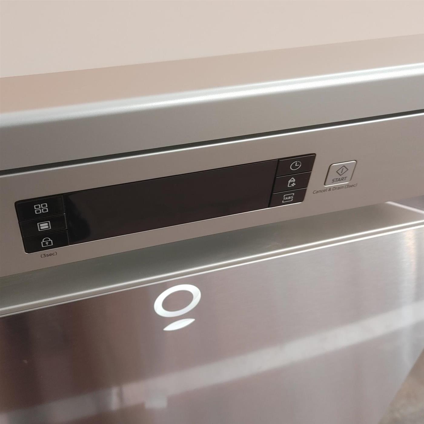 Lavastoviglie Samsung DW60M6050FS Libera installazione 14 coperti E