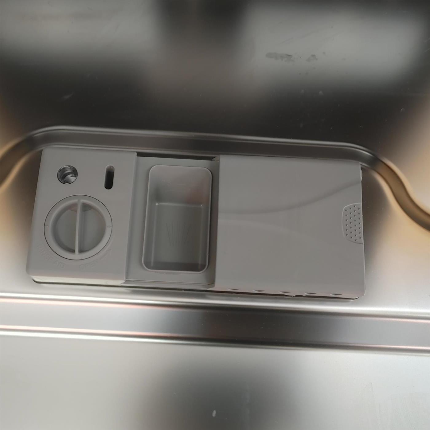 Lavastoviglie Samsung DW60M6050FS Libera installazione 14 coperti E