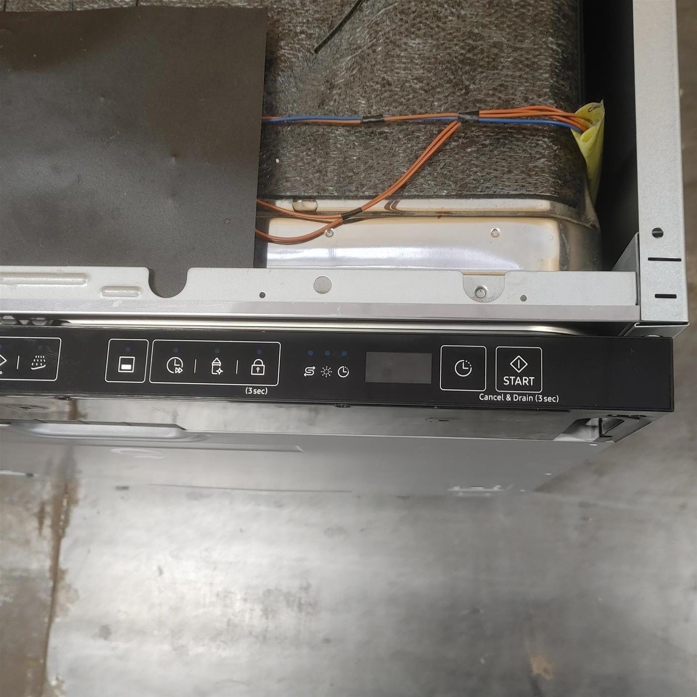 Samsung DW60R7040BB lavastoviglie A scomparsa totale 13 coperti D