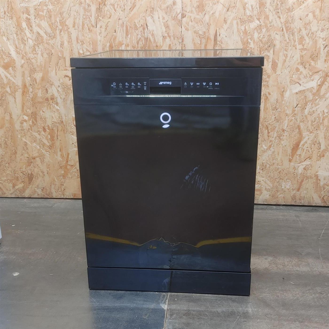 Lavastoviglie Smeg LVS292DN libera installazione 13 coperti