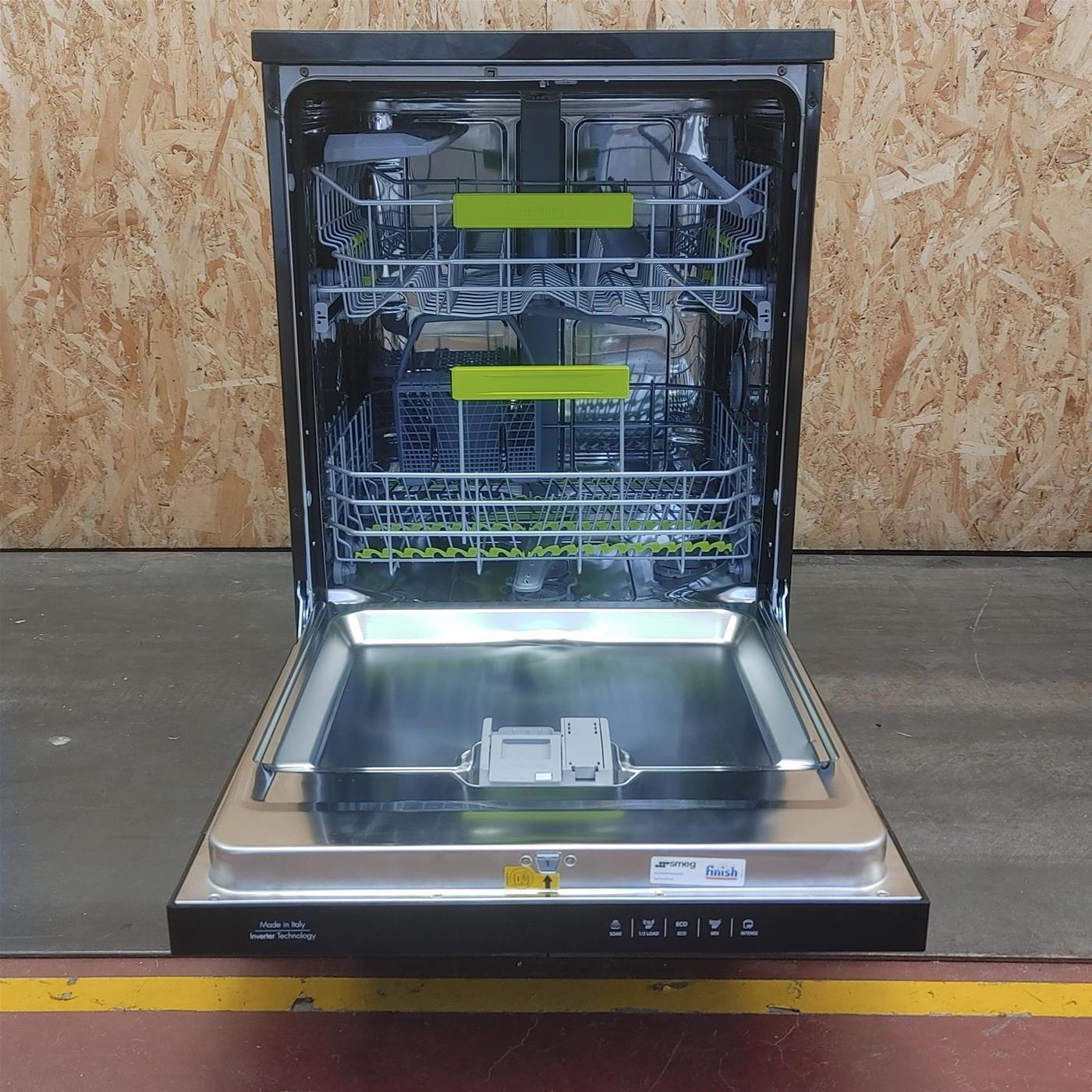 Lavastoviglie Smeg LVS292DN libera installazione 13 coperti