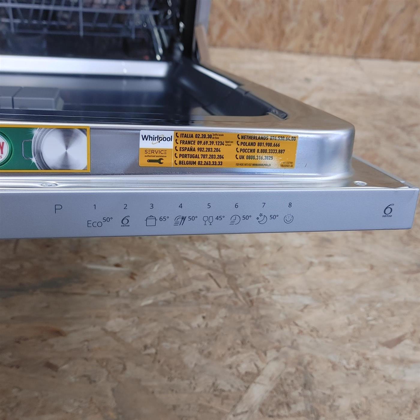 Whirlpool WIC 3C33 F lavastoviglie A scomparsa totale 14 coperti D