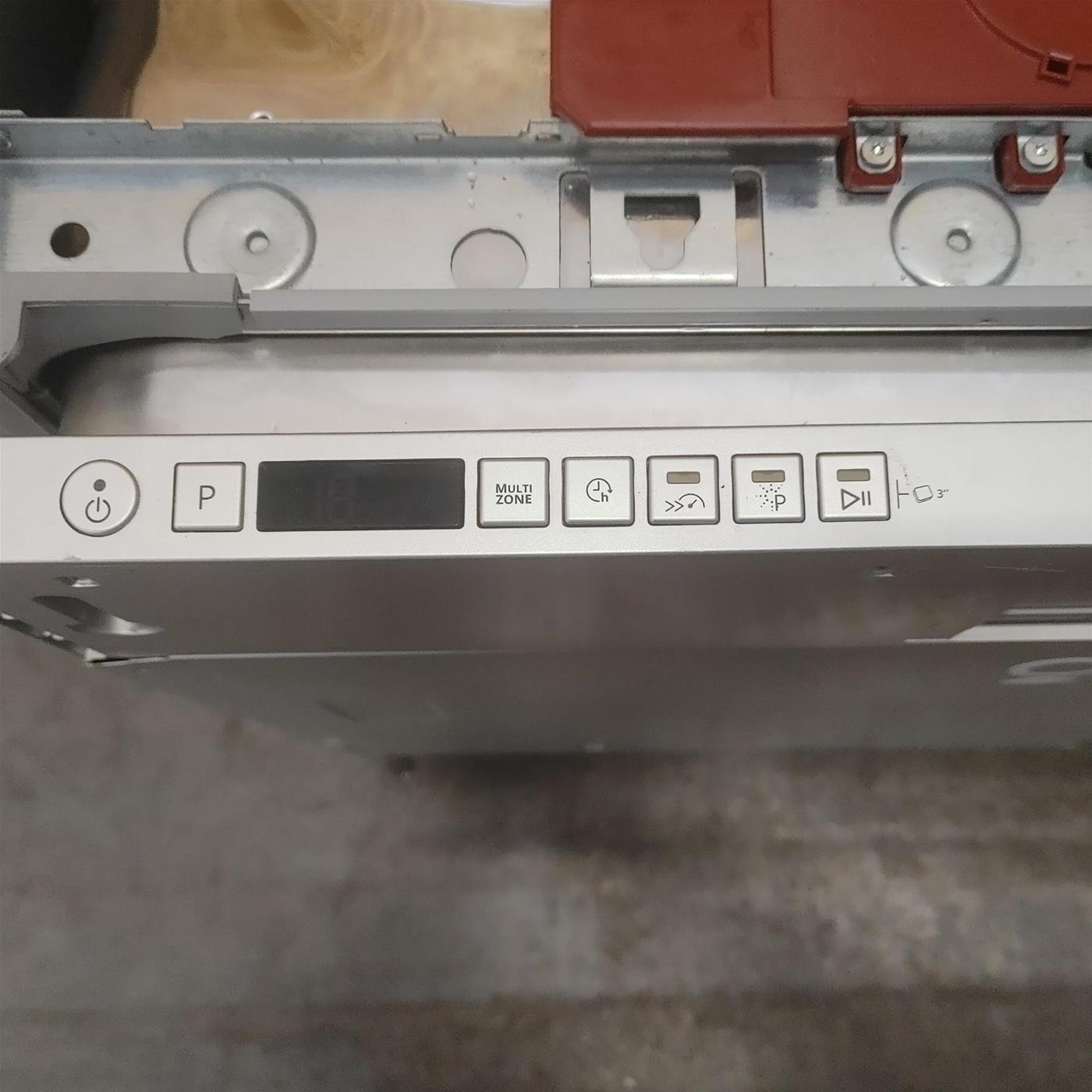 Lavastoviglie Whirlpool WIO 3T226 PFG da incasso 14 coperti