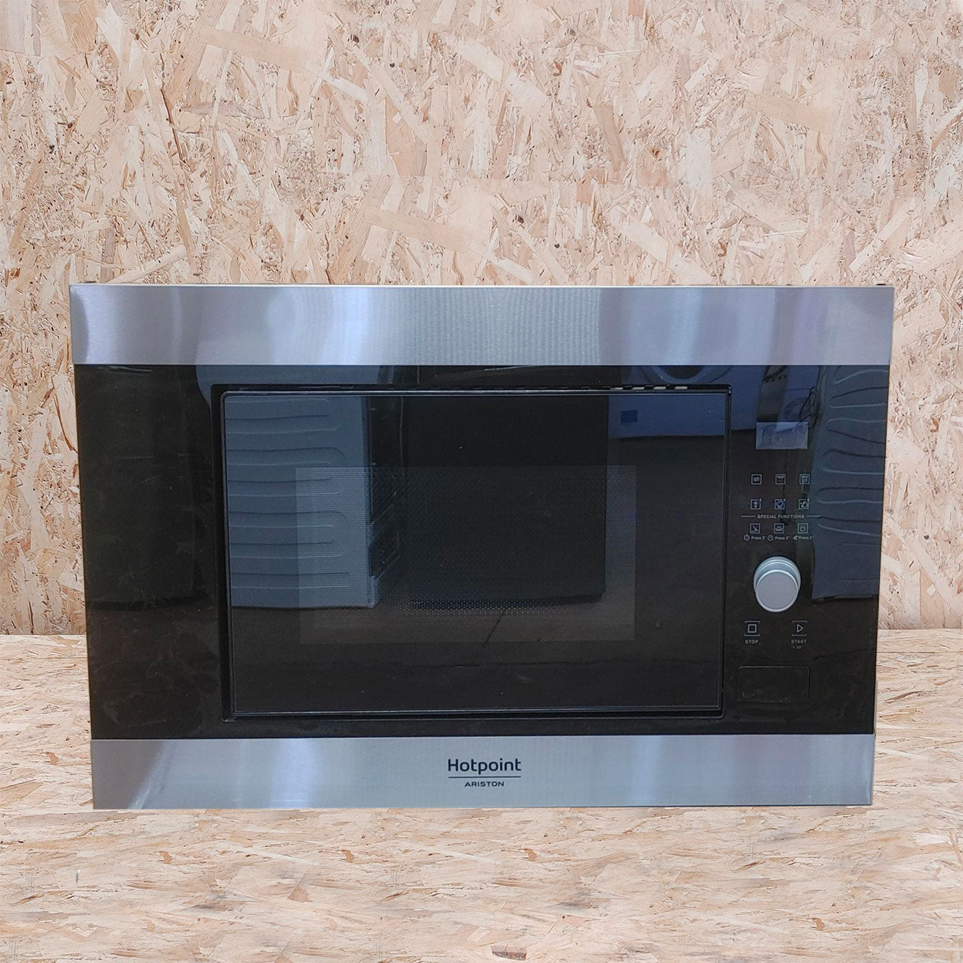 Hotpoint MF20G IX HA Microonde da incasso con grill 20 L 800 W Acciaio