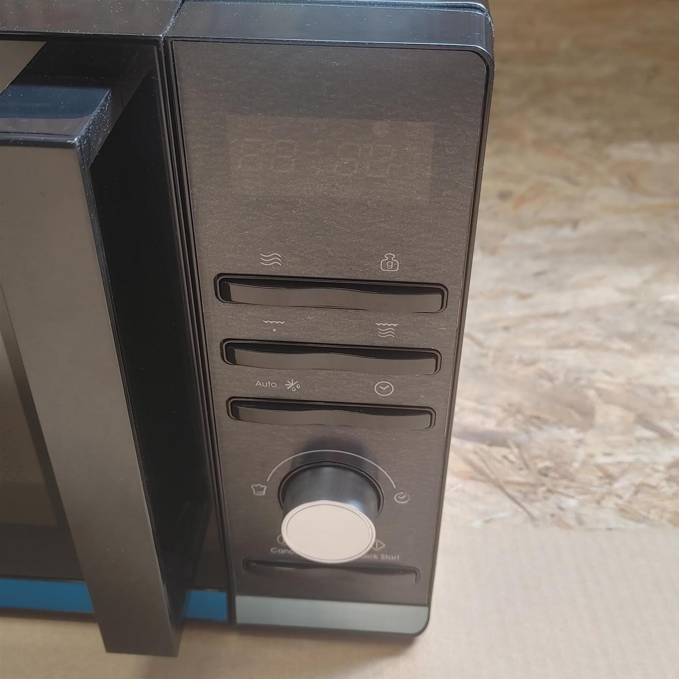 Candy Moderna CMGA20TNDB Microonde da appoggio con grill 20 L 700 W Nero