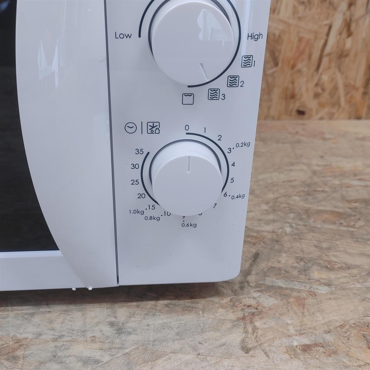 Candy Idea CMG20SMW Microonde da appoggio Grill 20 L 700 W Bianco