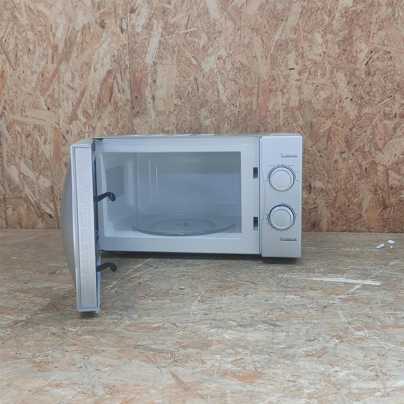 Candy CMW2070S microonde Silver Solo microonde da banco 20 L 700 W